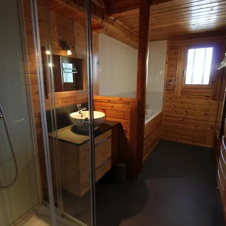Zenitude: Superbe Baigne De Soleil Chalet Font-Romeu-Odeillo-Via